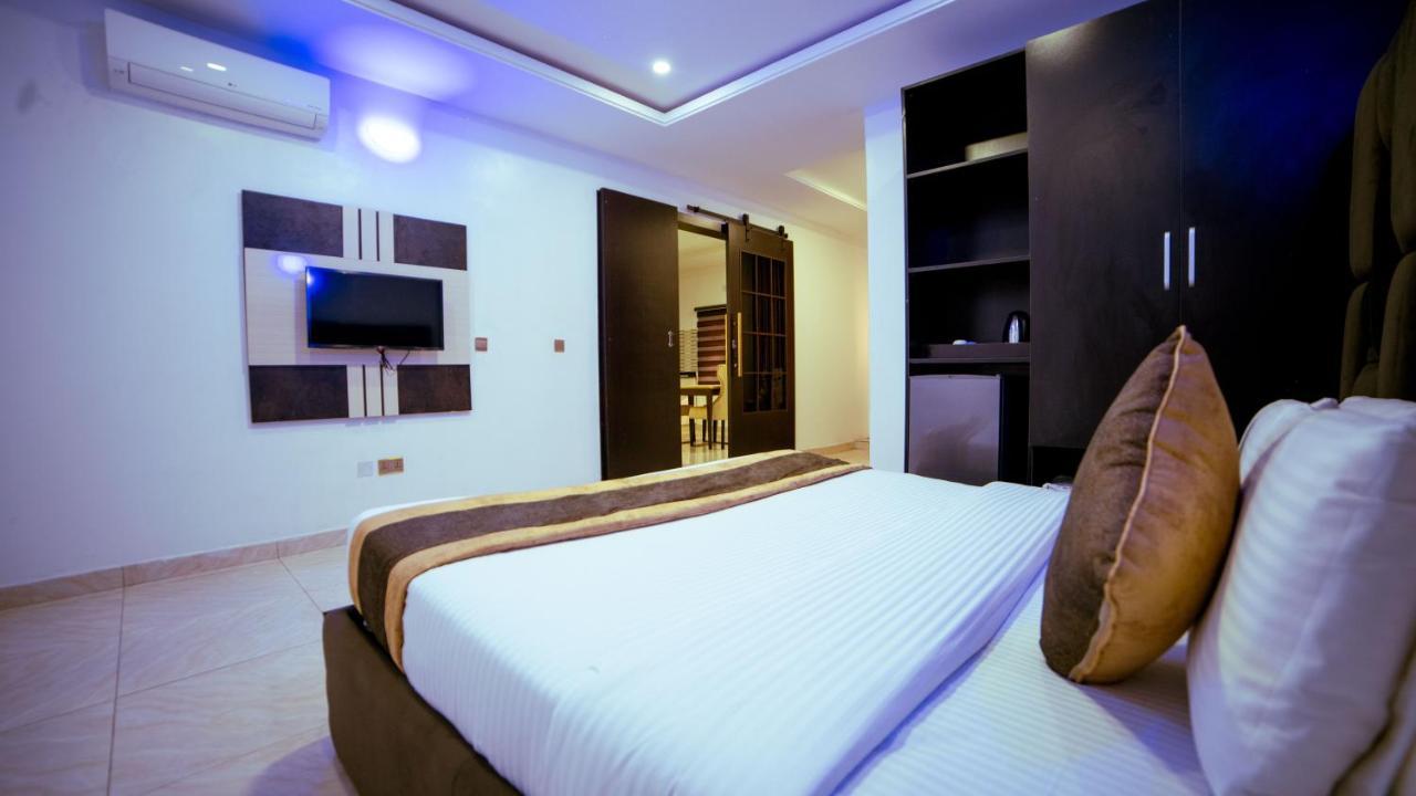 247 Luxury Hotel & Apartment Ajah Лекки Экстерьер фото