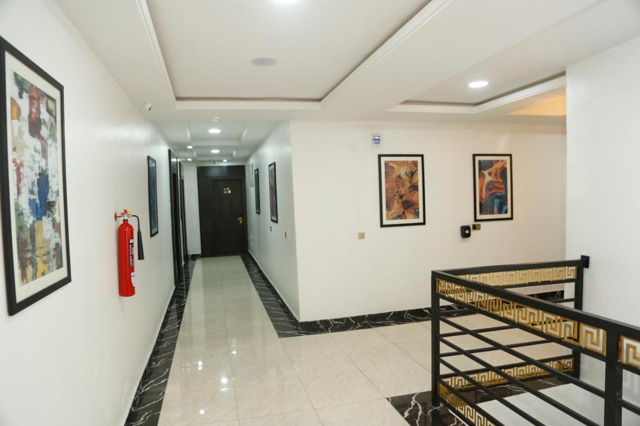 247 Luxury Hotel & Apartment Ajah Лекки Экстерьер фото