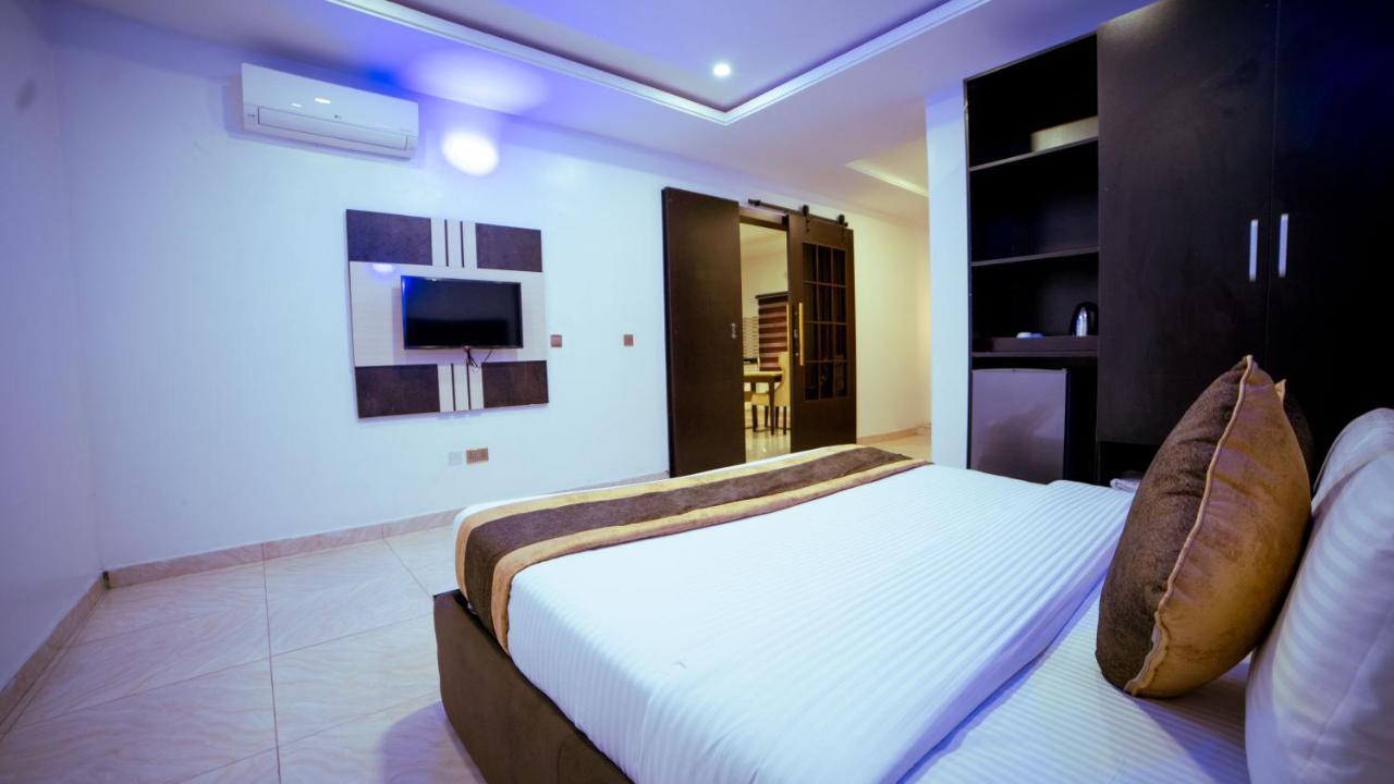 247 Luxury Hotel & Apartment Ajah Лекки Экстерьер фото