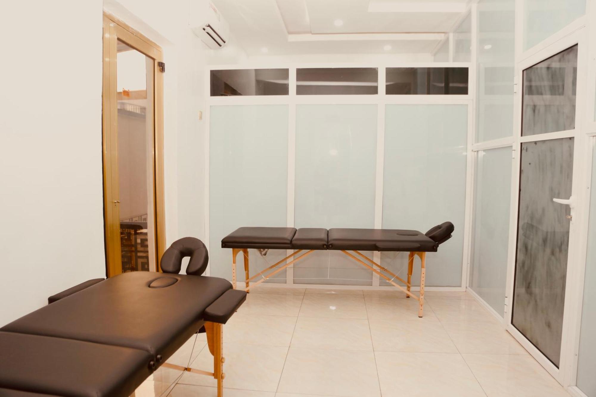 247 Luxury Hotel & Apartment Ajah Лекки Экстерьер фото