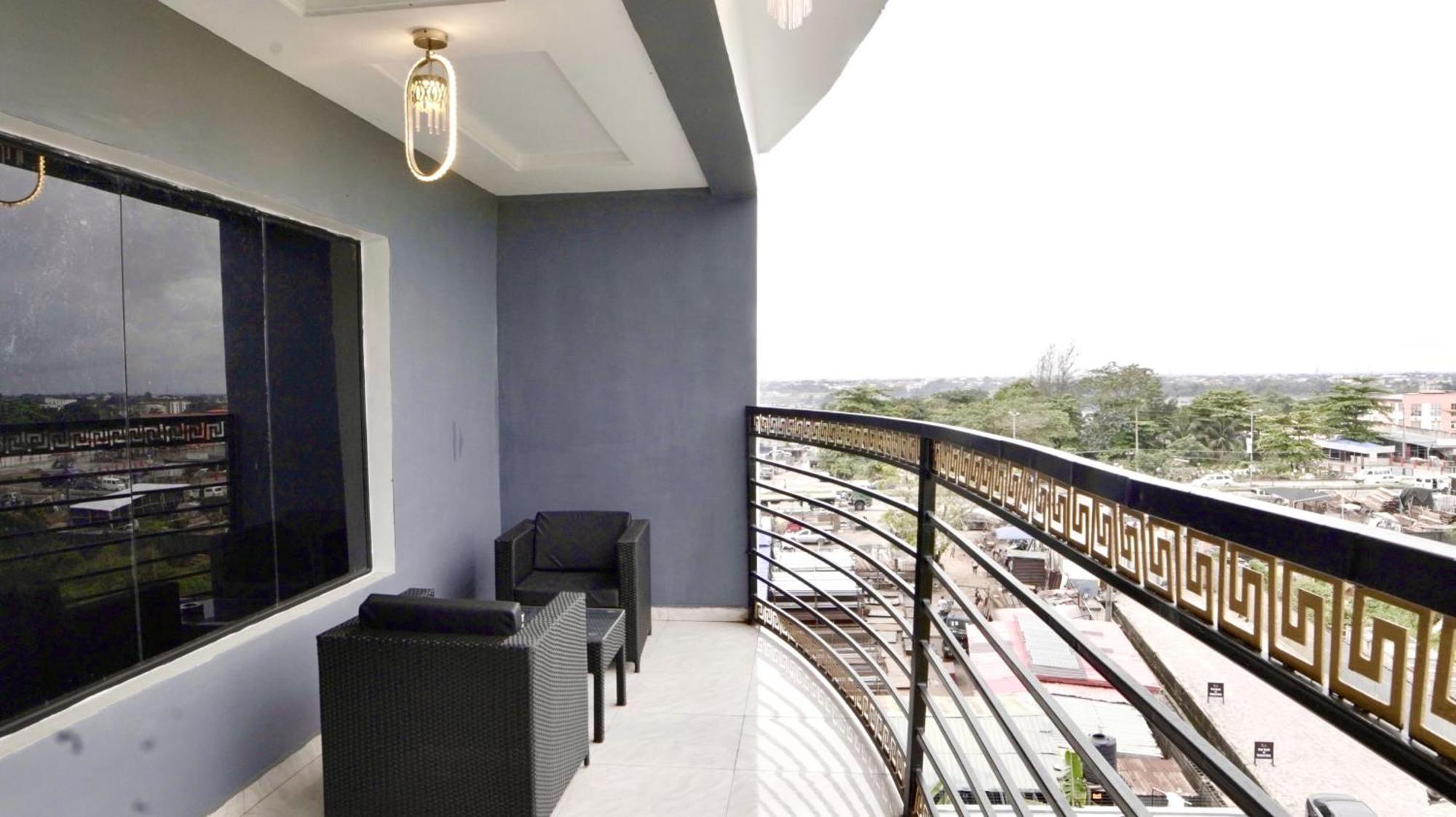 247 Luxury Hotel & Apartment Ajah Лекки Экстерьер фото