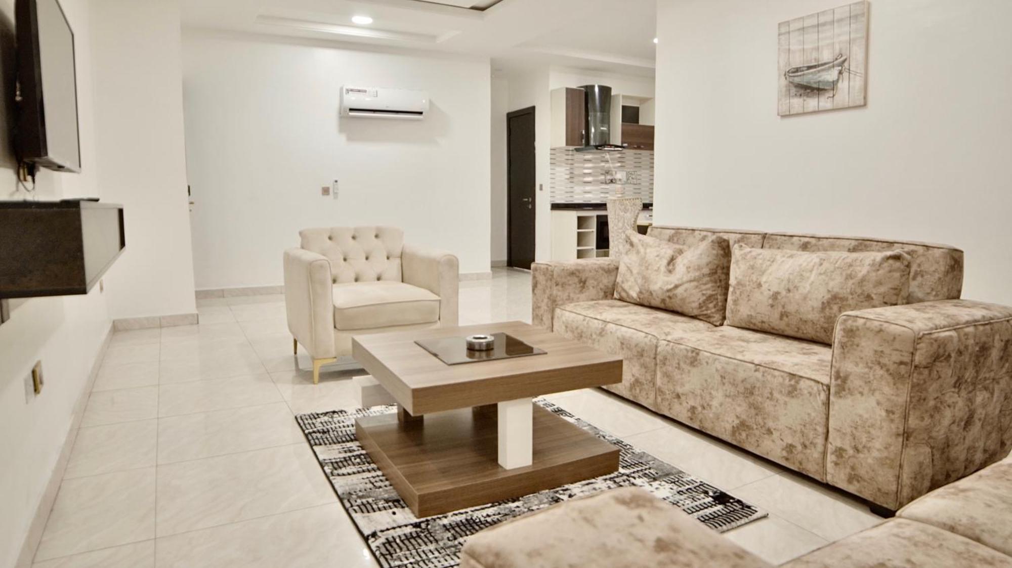247 Luxury Hotel & Apartment Ajah Лекки Экстерьер фото